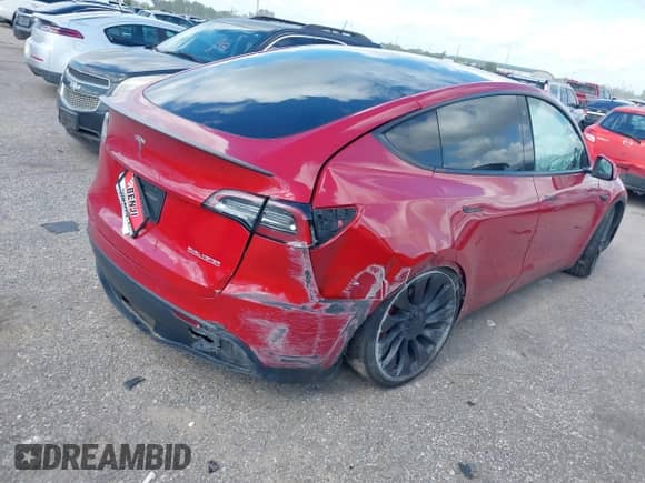 2022 Tesla Model Y Performance with VIN 7SAYGDEF3NF379624, listed as a IAAI auction lot 42705016 with Not provided miles and . Bid and sale history available at DreamBid. Image 4.