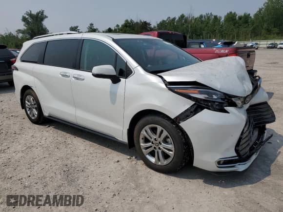 2022 Toyota Sienna Platinum с VIN 5TDESKFC4NS046187, выставлен на аукционе Copart как лот 67244075 с пробегом 21 699 миль миль и Списание • Salvage title. История ставок и продаж доступна на DreamBid. Изображение 4.