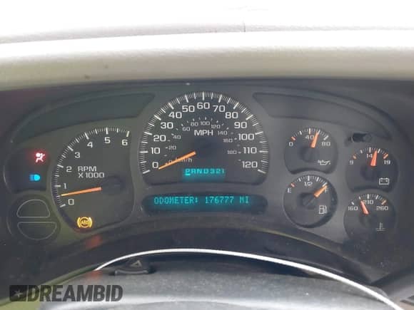 2003 GMC Sierra 1500 SLE с VIN 2GTEC19T331322964, выставлен на аукционе IAAI как лот 41340834 с пробегом 176 777 миль миль и . История ставок и продаж доступна на DreamBid. Изображение 7.