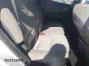 2013 Hyundai Santa Fe Sport с VIN 5XYZT3LBXDG045640, выставлен на аукционе Copart как лот 84072525 с пробегом 262 079 миль миль и Списание • Salvage title. История ставок и продаж доступна на DreamBid. Изображение 11.