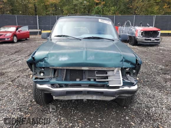 1993 Ford Explorer Eddie Bauer with VIN 1FMDU32X9PUB74522, listed as a Copart auction lot 86671145 with 59,532 mi miles and Salvage title. Bid and sale history available at DreamBid. Image 5.