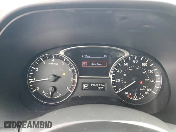 2014 Nissan Pathfinder S with VIN 5N1AR2MN3EC688041, listed as a Copart auction lot 70978775 with 146,917 mi miles and Salvage title. Bid and sale history available at DreamBid. Image 9.