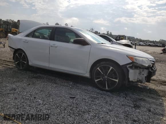 2014 Toyota Camry L с VIN 4T1BF1FK9EU387259, выставлен на аукционе Copart как лот 71438005 с пробегом 147 194 миль миль и Списание • Salvage title. История ставок и продаж доступна на DreamBid. Изображение 4.