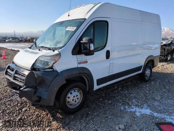 2018 Ram ProMaster Cargo с VIN 3C6TRVCG1JE146786, выставлен на аукционе Copart как лот 42612895 с пробегом 94 119 миль миль и Списание • Salvage title. История ставок и продаж доступна на DreamBid. Изображение 1.