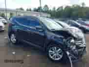 2014 Hyundai Santa Fe z VIN 5XYZUDLA7EG156349, wystawiony jako IAAI lot #43368098 z przebiegiem 128 126 mil mil oraz . Historia ofert i sprzedaży dostępna na DreamBid. Obrazek 1.