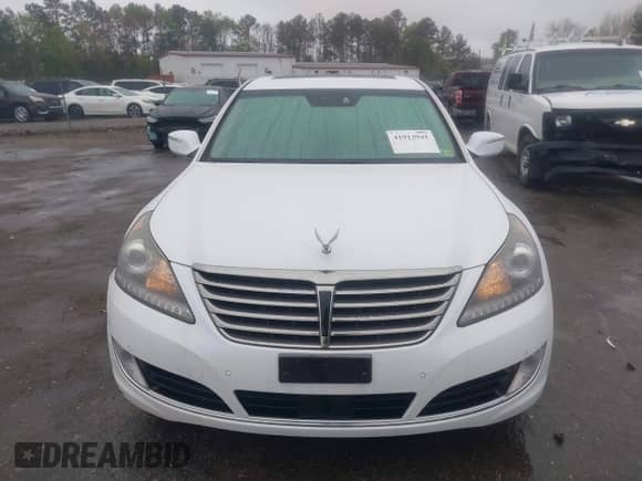 2016 Hyundai Equus Signature with VIN KMHGH4JH5GU106039, listed as a IAAI auction lot 41913941 with 103,126 mi miles and . Bid and sale history available at DreamBid. Image 12.