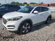 2017 Hyundai Tucson Value z VIN KM8J3CA26HU341948, wystawiony jako Copart lot #56466635 z przebiegiem Nie podano mil oraz Czysty tytuł • Clean title. Historia ofert i sprzedaży dostępna na DreamBid. Obrazek 1.