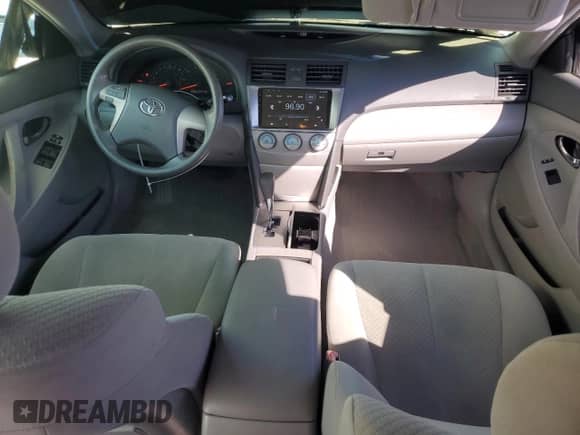 2007 Toyota Camry LE с VIN 4T1BE46K77U579237, выставлен на аукционе Copart как лот 87015325 с пробегом 268 979 миль миль и Списание • Salvage title. История ставок и продаж доступна на DreamBid. Изображение 8.