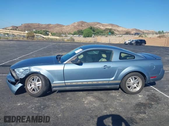 2007 Ford Mustang Deluxe с VIN 1ZVFT80N075289029, выставлен на аукционе IAAI как лот 43347766 с пробегом 97 769 миль миль и . История ставок и продаж доступна на DreamBid. Изображение 14.