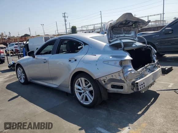 2022 Lexus IS 300 z VIN JTHAA1D26N5119540, wystawiony jako Copart lot #64757845 z przebiegiem 49 182 mil mil oraz Szkoda całkowita • Salvage title. Historia ofert i sprzedaży dostępna na DreamBid. Obrazek 2.