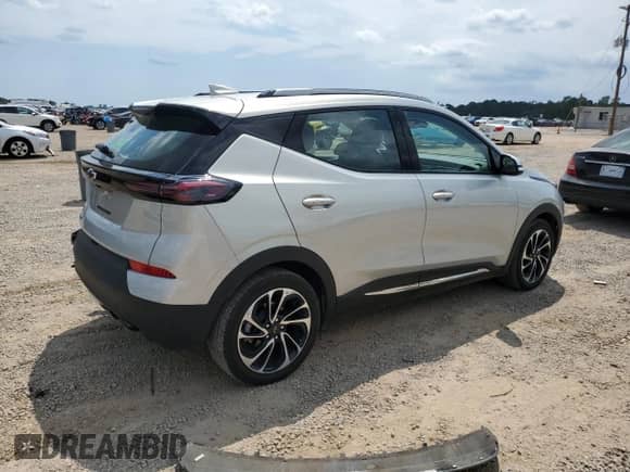 2023 Chevrolet Bolt EUV Premier с VIN 1G1FZ6S01P4191181, выставлен на аукционе Copart как лот 70897245 с пробегом 25 564 миль миль и Списание • Salvage title. История ставок и продаж доступна на DreamBid. Изображение 3.
