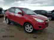 2010 Hyundai Tucson Limited с VIN KM8JU3AC0AU091523, выставлен на аукционе Copart как лот 71172855 с пробегом 111 279 миль миль и Списание • Salvage title. История ставок и продаж доступна на DreamBid. Изображение 4.