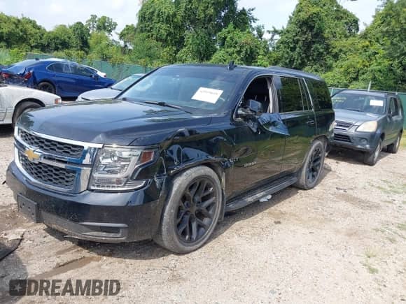 2017 Chevrolet Tahoe LT с VIN 1GNSKBKC6HR166768, выставлен на аукционе IAAI как лот 42959601 с пробегом 176 014 миль миль и . История ставок и продаж доступна на DreamBid. Изображение 17.