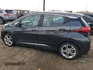 2017 Chevrolet Bolt EV LT z VIN 1G1FW6S0XH4190721, wystawiony jako Copart lot #75308843 z przebiegiem 95 682 mil mil oraz . Historia ofert i sprzedaży dostępna na DreamBid. Obrazek 2.
