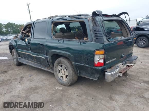 2004 Chevrolet Suburban LS with VIN 1GNFK16T24J204902, listed as a IAAI auction lot 42958818 with Not provided miles and . Bid and sale history available at DreamBid. Image 3.