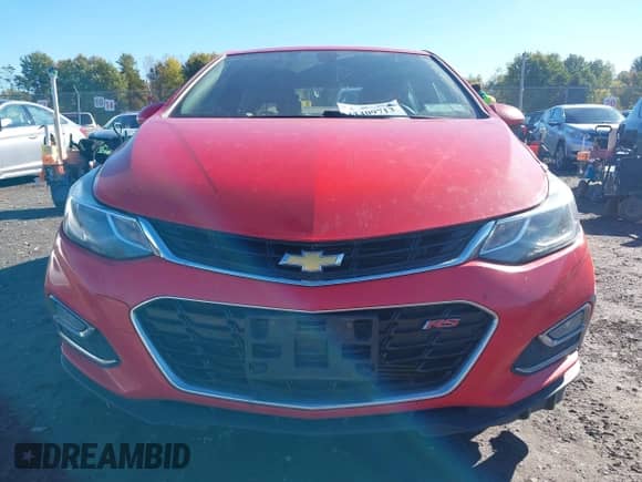 2018 Chevrolet Cruze LT с VIN 1G1BE5SM1J7228033, выставлен на аукционе IAAI как лот 43409713 с пробегом 107 703 миль миль и . История ставок и продаж доступна на DreamBid. Изображение 12.