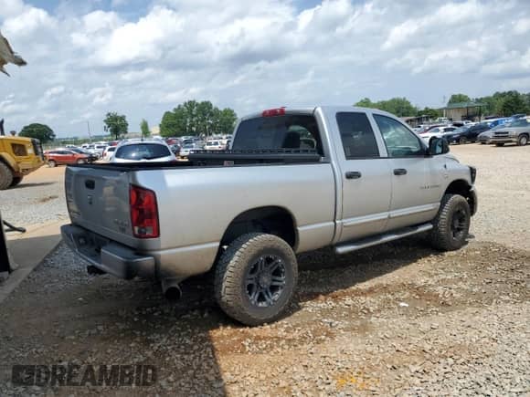 2006 Dodge RAM with VIN 3D3LX38C26G267273, listed as a Copart auction lot 57821795 with 161,967 mi miles and Salvage title. Bid and sale history available at DreamBid. Image 3.