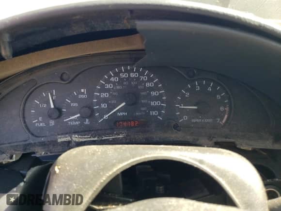 2005 Chevrolet Cavalier с VIN 1G1JC12F057106586, выставлен на аукционе Copart как лот 58269535 с пробегом 174 182 миль миль и Списание • Salvage title. История ставок и продаж доступна на DreamBid. Изображение 9.