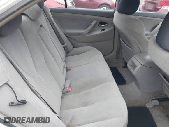 2009 Toyota Camry LE with VIN 4T1BE46K79U905833, listed as a IAAI auction lot 43443344 with 306,273 mi miles and . Bid and sale history available at DreamBid. Image 8.