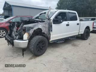 2020 Ford F-250 z VIN 1FT7W2AN2LED30510, wystawiony jako Copart lot #80070224 z przebiegiem Nie podano mil oraz Nie do naprawy • Non repairable. Historia ofert i sprzedaży dostępna na DreamBid. Obrazek 1.