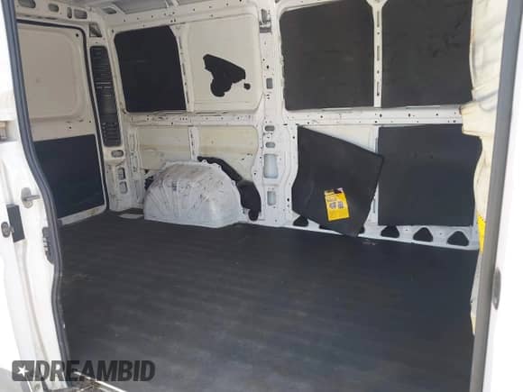 2015 Ram ProMaster Cargo с VIN 3C6TRVAGXFE507734, выставлен на аукционе IAAI как лот 42104593 с пробегом 174 035 миль миль и . История ставок и продаж доступна на DreamBid. Изображение 8.