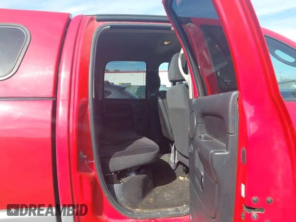 2004 Dodge 1500 SLT with VIN 1D7HU18N94J276695, listed as a IAAI auction lot 43352596 with 145,194 mi miles and . Bid and sale history available at DreamBid. Image 8.