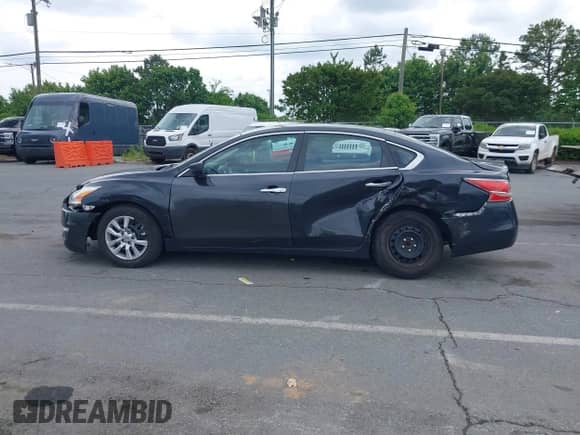 2015 Nissan Altima SL with VIN 1N4AL3AP0FN321255, listed as a IAAI auction lot 42120180 with 118,357 mi miles and . Bid and sale history available at DreamBid. Image 14.