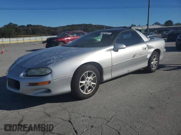 2002 Chevrolet Camaro с VIN 2G1FP22KX22151549, выставлен на аукционе Copart как лот 86514625 с пробегом 126 830 миль миль и Списание • Salvage title. История ставок и продаж доступна на DreamBid. Изображение 1.