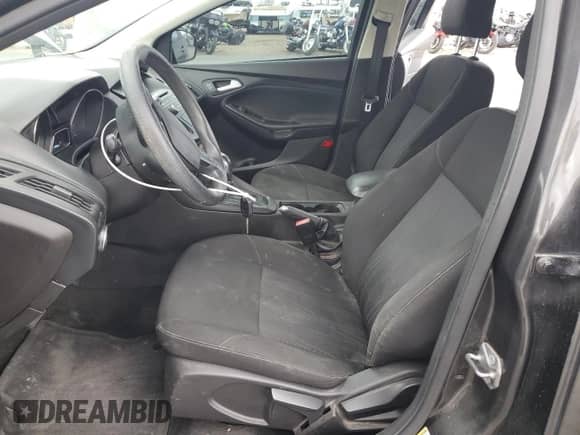 2015 Ford Focus SE with VIN 1FADP3K22FL294012, listed as a Copart auction lot 84920825 with 155,437 mi miles and Salvage title. Bid and sale history available at DreamBid. Image 7.