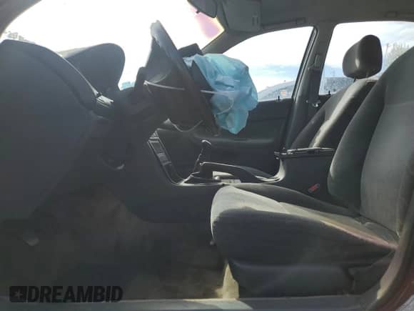 1997 Honda Accord LX с VIN 1HGCD5539VA149138, выставлен на аукционе Copart как лот 50788285 с пробегом 283 787 миль миль и Списание • Salvage title. История ставок и продаж доступна на DreamBid. Изображение 7.