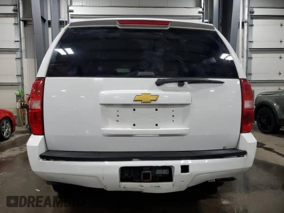 2014 Chevrolet Tahoe Commercial z VIN 1GNSK2E02ER141217, wystawiony jako Copart lot #84096704 z przebiegiem 213 255 mil mil oraz Nie do naprawy • Non repairable. Historia ofert i sprzedaży dostępna na DreamBid. Obrazek 6.