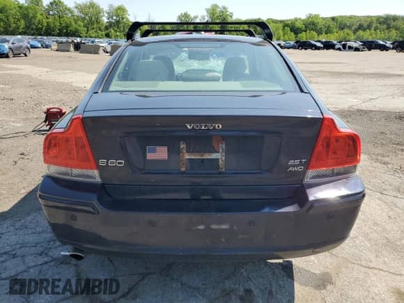 2005 Volvo S60 с VIN YV1RH592X52443683, выставлен на аукционе Copart как лот 59009145 с пробегом 158 590 миль миль и Списание • Salvage title. История ставок и продаж доступна на DreamBid. Изображение 6.