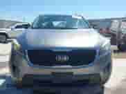 2018 Kia Sorento L z VIN 5XYPG4A32JG377807, wystawiony jako IAAI lot #41963441 z przebiegiem 121 339 mil mil oraz . Historia ofert i sprzedaży dostępna na DreamBid. Obrazek 12.