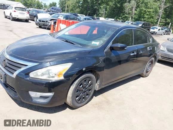 2015 Nissan Altima SL with VIN 1N4AL3AP4FC174952, listed as a IAAI auction lot 43079811 with 103,577 mi miles and . Bid and sale history available at DreamBid. Image 2.