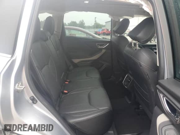 2023 Subaru Forester Limited z VIN JF2SKAPCXPH466170, wystawiony jako Copart lot #69544175 z przebiegiem 29 221 mil mil oraz Szkoda całkowita • Salvage title. Historia ofert i sprzedaży dostępna na DreamBid. Obrazek 11.