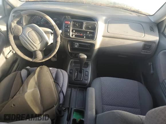 2002 Chevrolet Tracker с VIN 2CNBE13C326912813, выставлен на аукционе Copart как лот 81281745 с пробегом 238 193 миль миль и Списание • Salvage title. История ставок и продаж доступна на DreamBid. Изображение 8.