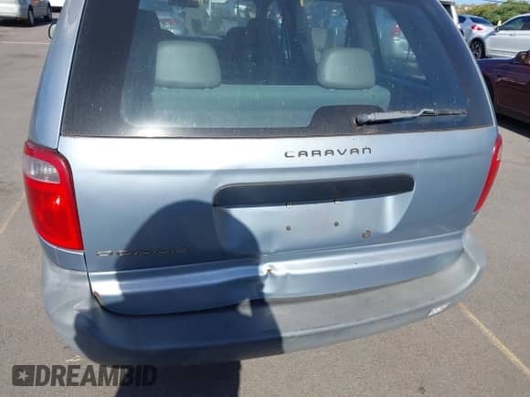 2005 Dodge Caravan SE with VIN 1D4GP25B05B338870, listed as a IAAI auction lot 43173677 with 65,845 mi miles and . Bid and sale history available at DreamBid. Image 6.