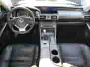 2015 Lexus IS 250 z VIN JTHCF1D28F5021198, wystawiony jako Copart lot #71678015 z przebiegiem 105 394 mil mil oraz Szkoda całkowita • Salvage title. Historia ofert i sprzedaży dostępna na DreamBid. Obrazek 8.