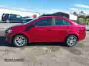 2013 Chevrolet Sonic LT с VIN 1G1JC5SH9D4183417, выставлен на аукционе IAAI как лот 43397596 с пробегом 115 555 миль миль и . История ставок и продаж доступна на DreamBid. Изображение 14.