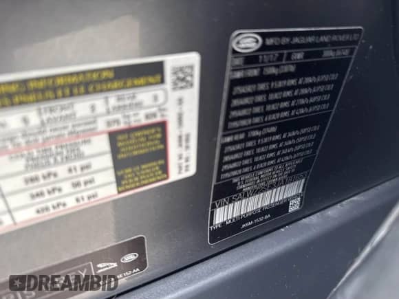 2018 Land Rover Range Rover Sport SVR z VIN SALWZ2SE3JA181653, wystawiony jako IAAI lot #41836536 z przebiegiem 84 325 mil mil oraz . Historia ofert i sprzedaży dostępna na DreamBid. Obrazek 9.