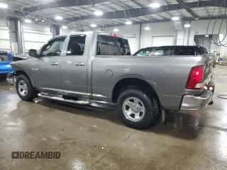 2010 Dodge 1500 ST с VIN 1D7RV1GP7AS230017, выставлен на аукционе Copart как лот 74528714 с пробегом 130 531 миль миль и Списание • Salvage title. История ставок и продаж доступна на DreamBid. Изображение 2.