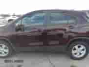 2020 Chevrolet Trax LS с VIN KL7CJKSB5LB352601, выставлен на аукционе IAAI как лот 43182021 с пробегом 59 415 миль миль и . История ставок и продаж доступна на DreamBid. Изображение 14.