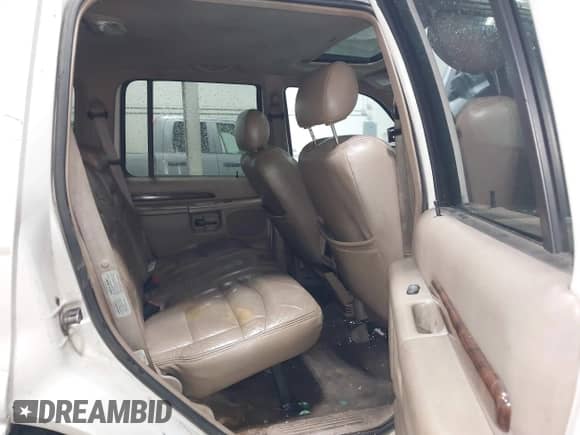 1999 Ford Explorer XLT с VIN 1FMZU32P3XZA27511, выставлен на аукционе IAAI как лот 42238950 с пробегом 227 102 миль миль и . История ставок и продаж доступна на DreamBid. Изображение 8.