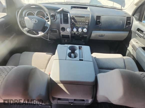 2012 Toyota Tundra z VIN 5TFRY5F13CX123560, wystawiony jako Copart lot #71097505 z przebiegiem 190 171 mil mil oraz Szkoda całkowita • Salvage title. Historia ofert i sprzedaży dostępna na DreamBid. Obrazek 8.