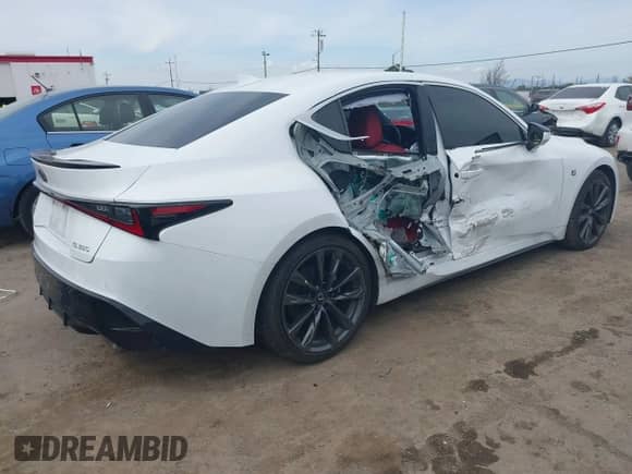 2023 Lexus IS 350 F Sport z VIN JTHGZ1B23P5069379, wystawiony jako IAAI lot #41810913 z przebiegiem 24 529 mil mil oraz . Historia ofert i sprzedaży dostępna na DreamBid. Obrazek 4.