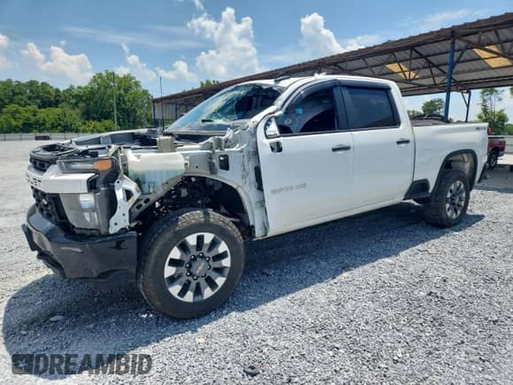 2021 Chevrolet Silverado 2500HD Custom with VIN 1GC4YME70MF293232, listed as a Copart auction lot 63299305 with 73,698 mi miles and Salvage title. Bid and sale history available at DreamBid. Image 1.