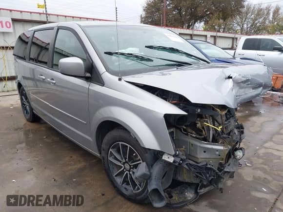 2017 Dodge Grand Caravan SE Plus with VIN 2C4RDGBG3HR636668, listed as a IAAI auction lot 41004402 with 79,684 mi miles and . Bid and sale history available at DreamBid. Image 1.