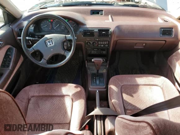 1991 Honda Accord LX z VIN JHMCB765XMC099044, wystawiony jako Copart lot #42520935 z przebiegiem 165 870 mil mil oraz Szkoda całkowita • Salvage title. Historia ofert i sprzedaży dostępna na DreamBid. Obrazek 8.