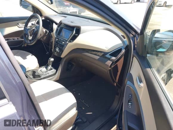 2018 Hyundai Santa Fe 2.4L with VIN 5XYZUDLB4JG528684, listed as a IAAI auction lot 43270994 with 85,756 mi miles and . Bid and sale history available at DreamBid. Image 5.