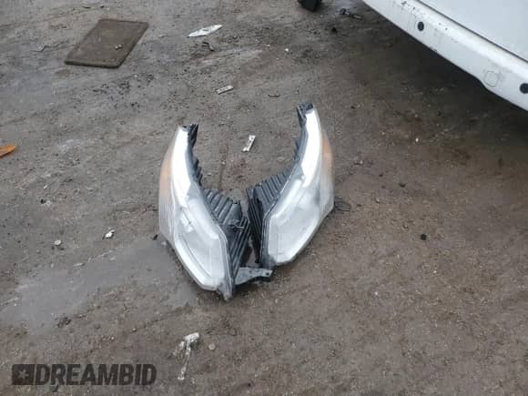 2015 Chevrolet City Express Cargo LT z VIN 3N63M0ZN7FK726467, wystawiony jako Copart lot #86295324 z przebiegiem 151 827 mil mil oraz Szkoda całkowita • Salvage title. Historia ofert i sprzedaży dostępna na DreamBid. Obrazek 13.